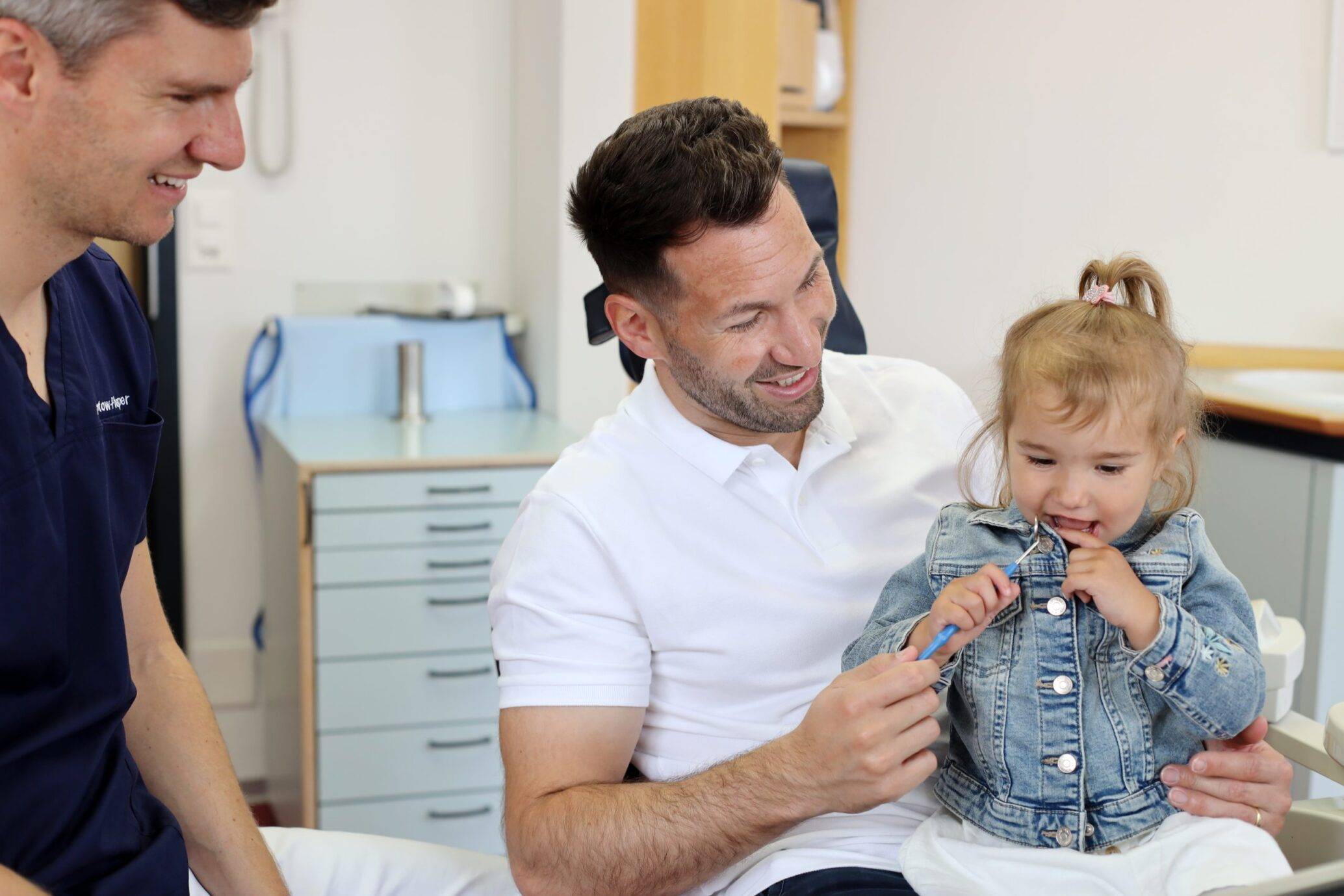 Kinderzahnheilkunde – Lachgasbehandlung und Prophylaxe für Kinder bei Lipident Weinfelden