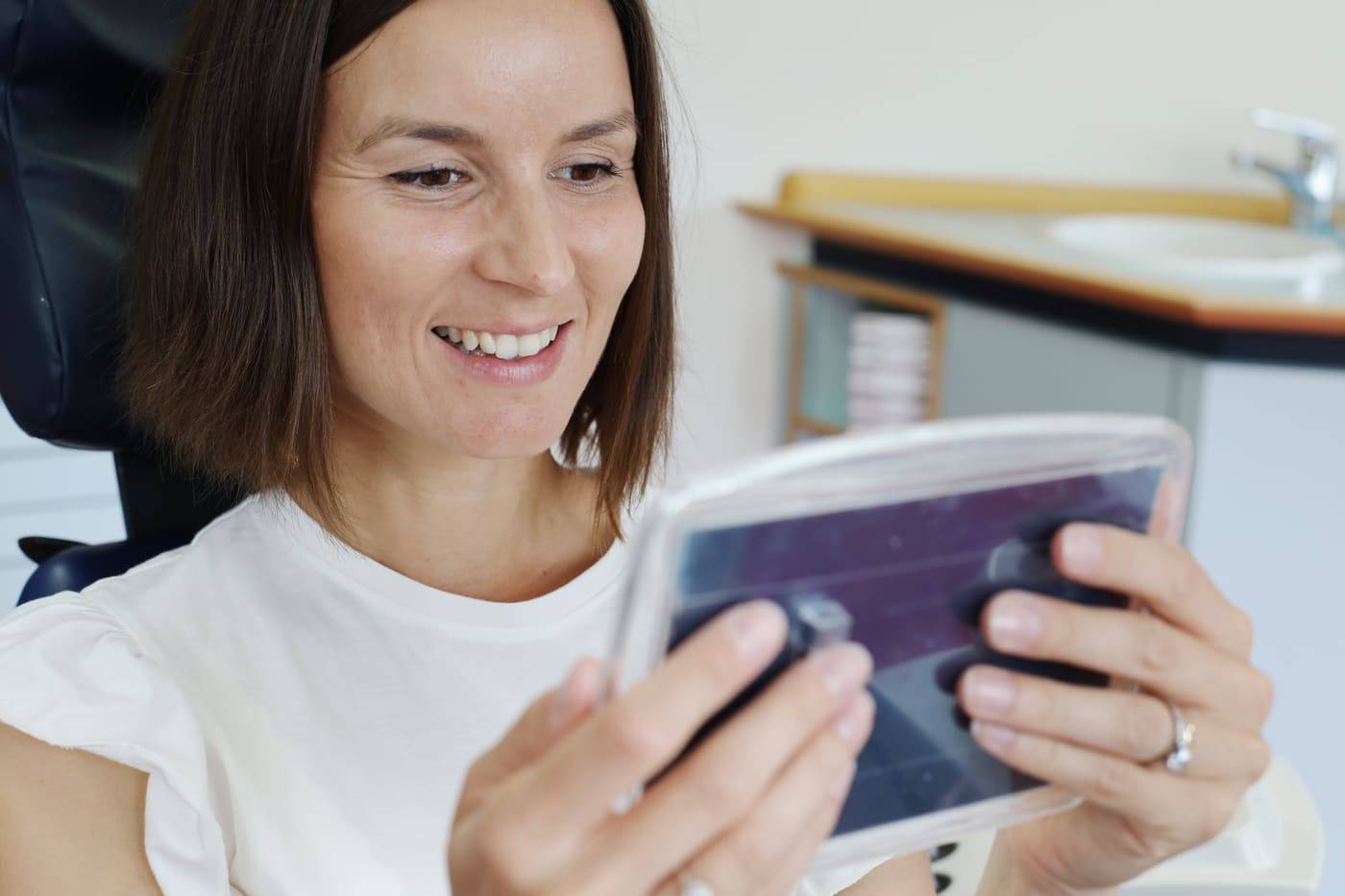 Ästhetische Zahnmedizin – Bleaching, Veneers und Aligner bei Lipident Weinfelden